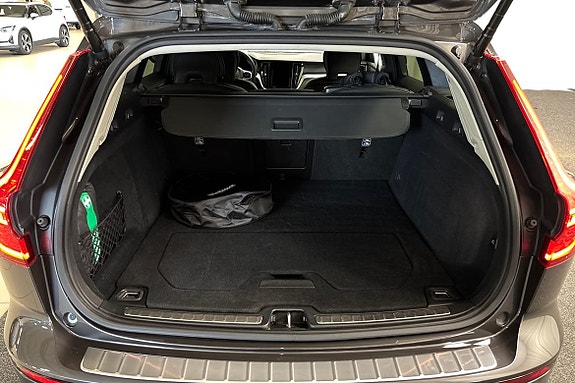 Volvo V60 13 of 27