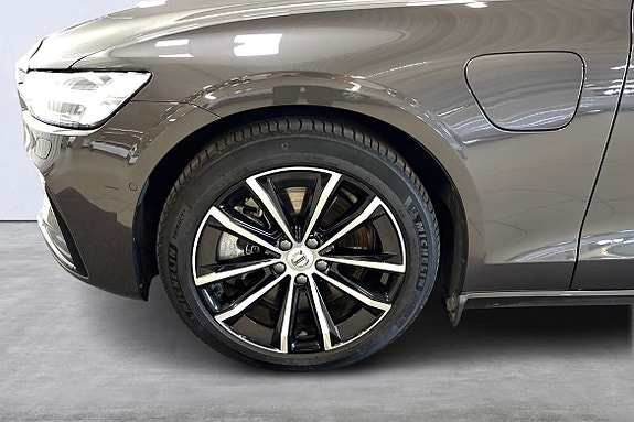 Volvo V60 14 of 27