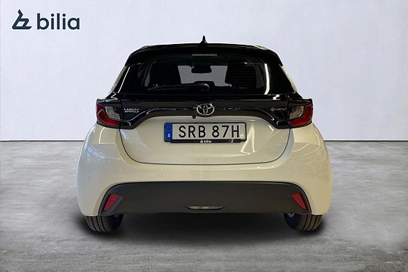 Toyota Yaris 5 of 20