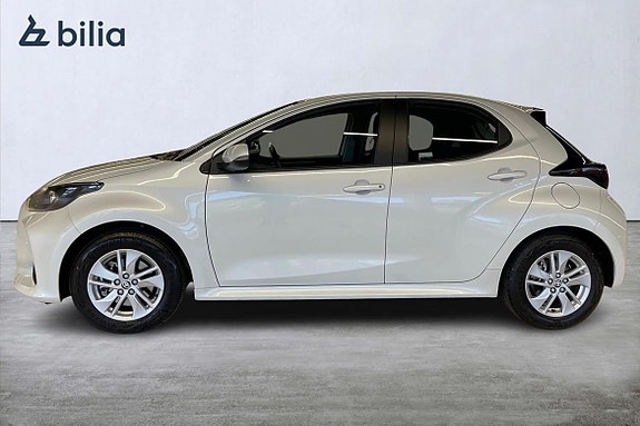 Toyota Yaris 3 of 20