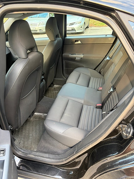 Volvo S40 7 of 10