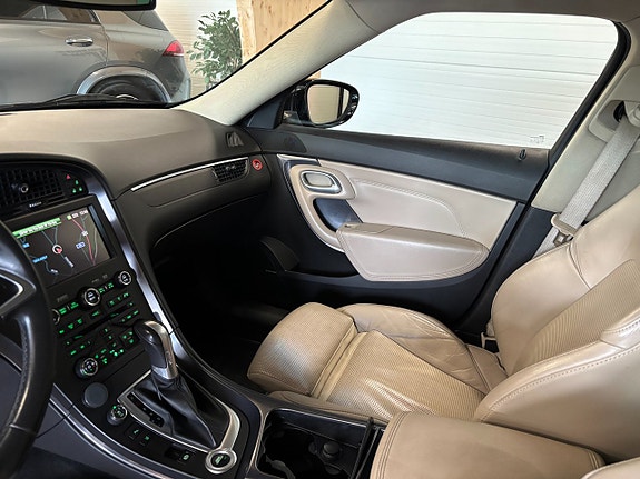 Saab 9-5 6 of 27