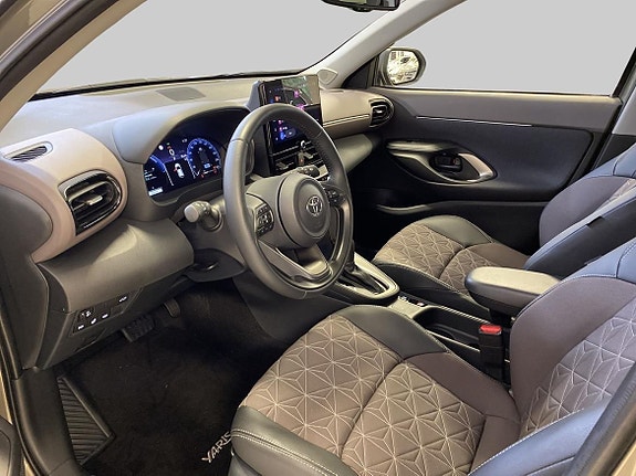 Toyota Yaris Cross 13 of 20