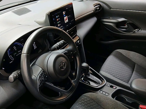 Toyota Yaris Cross 13 of 21