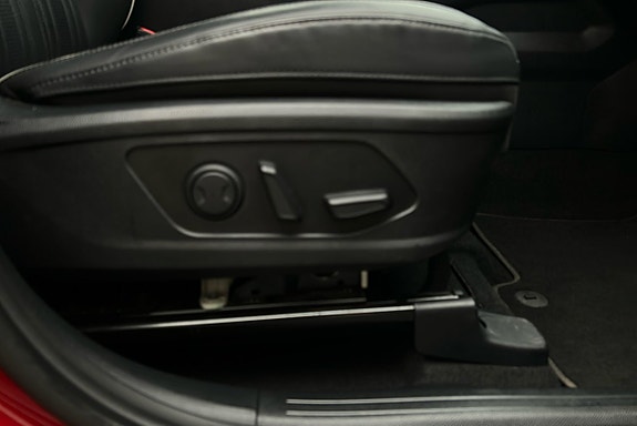 Kia Sorento 18 of 30