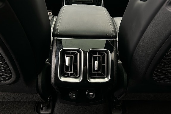Kia Sorento 24 of 30