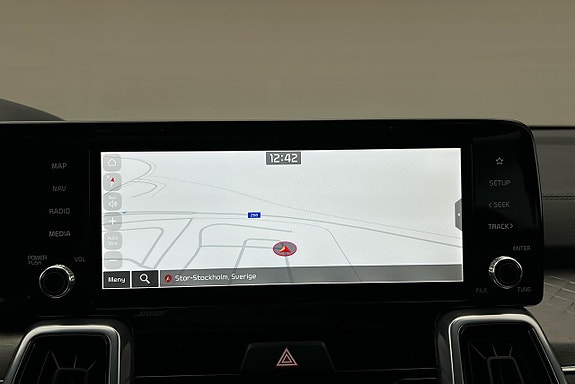 Kia Sorento 8 of 30