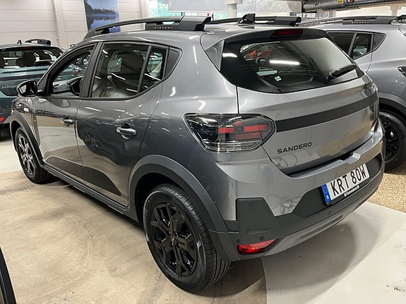 Dacia Sandero Stepway 7 of 17