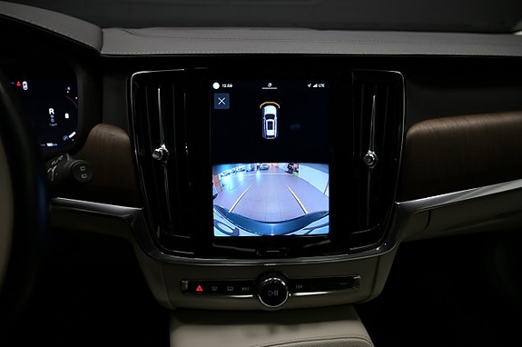 Volvo V90 Cross Country 25 of 30