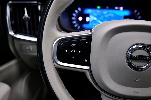Volvo V90 Cross Country 22 of 30