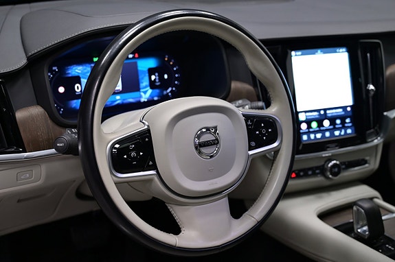 Volvo V90 Cross Country 19 of 30