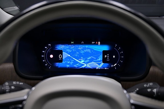 Volvo V90 Cross Country 21 of 30
