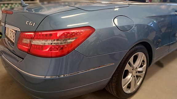 Mercedes-Benz E250 6 of 8