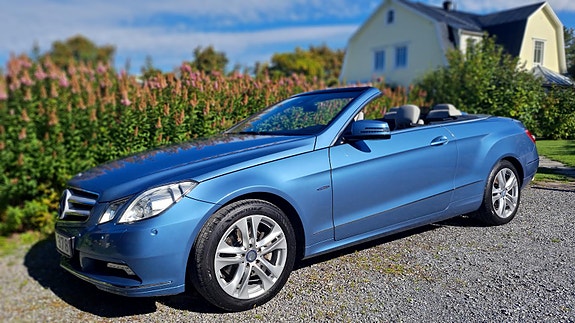 Mercedes-Benz E250 5 of 8