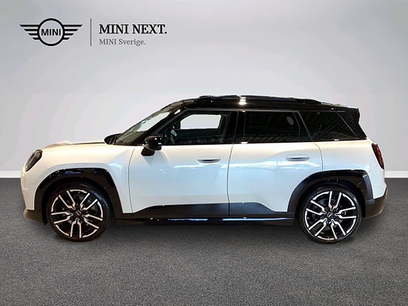 MINI Aceman SE 3 of 16