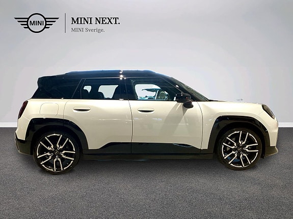 MINI Aceman SE 2 of 16