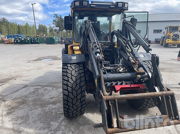 Kompakt lastmaskin Lundberg 6240 4 of 6