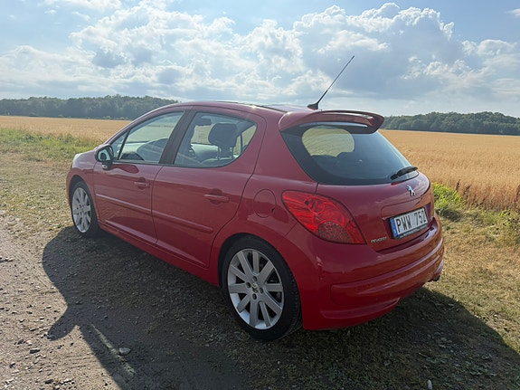 Peugeot 207 4 of 7