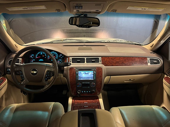 Chevrolet Avalanche 19 of 22