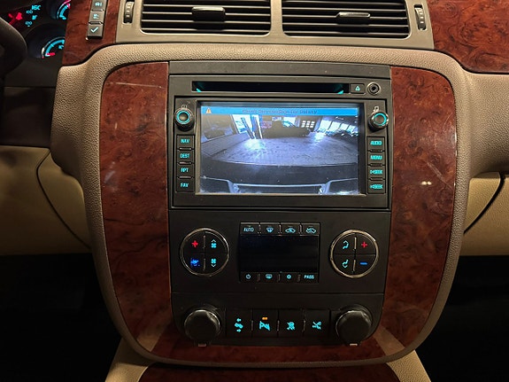 Chevrolet Avalanche 20 of 22