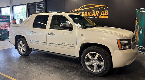 Chevrolet Avalanche 12 of 22