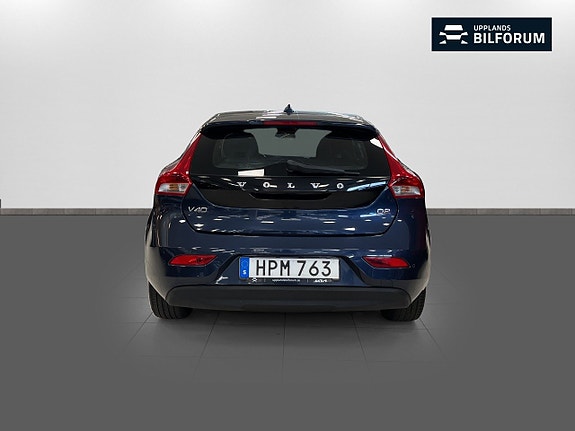 Volvo V40 5 of 16
