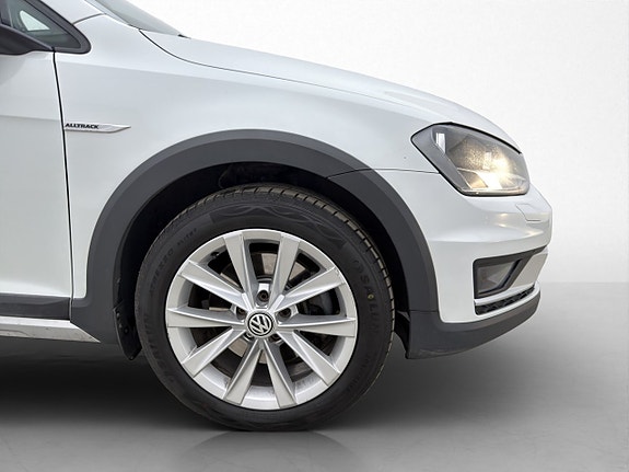 Volkswagen Golf Alltrack 24 of 24