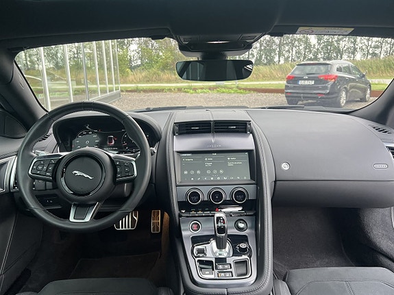 Jaguar F-TYPE 9 of 11