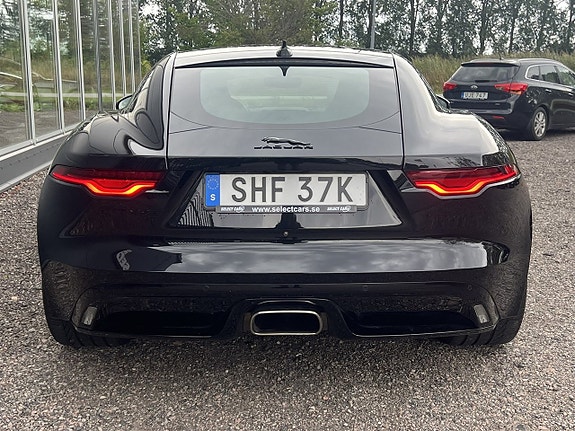 Jaguar F-TYPE 4 of 11
