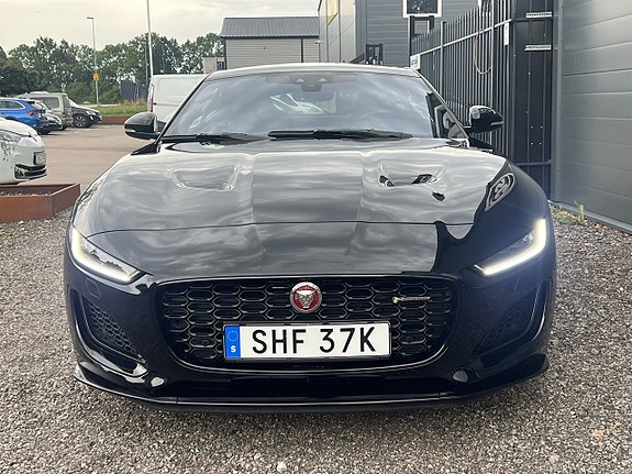 Jaguar F-TYPE 2 of 11
