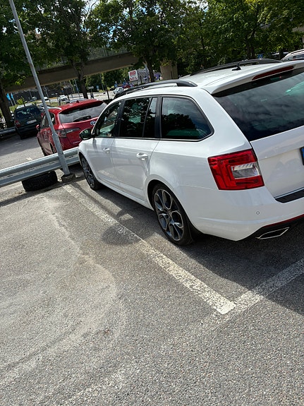 Skoda Octavia 9 of 9