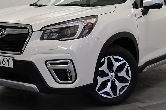 Subaru Forester 2 of 21