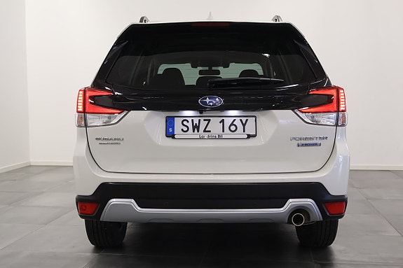 Subaru Forester 5 of 21