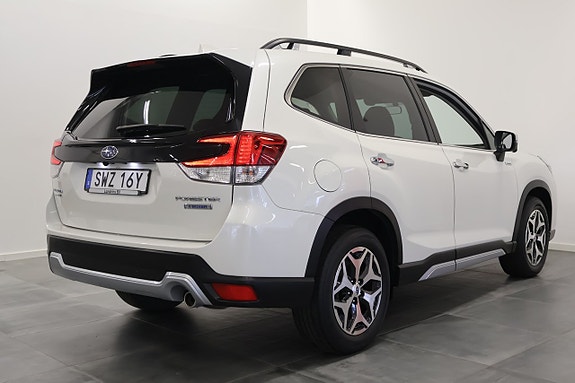 Subaru Forester 4 of 21
