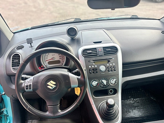 Suzuki Splash 6 of 8