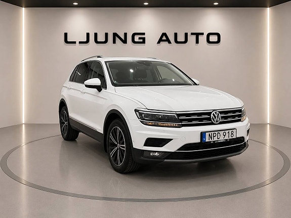 Volkswagen Tiguan 2 of 23