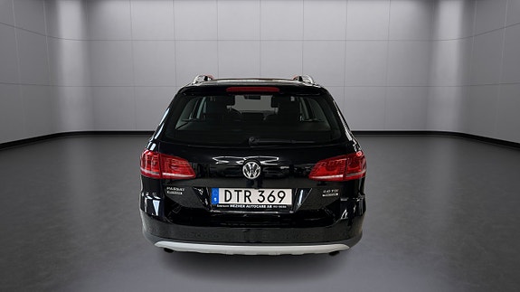 Volkswagen Passat Alltrack 6 of 15