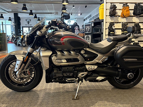 Triumph ROCKET 3 GT 6 of 12