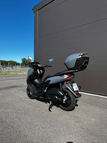 Yamaha N-Max 6 of 10
