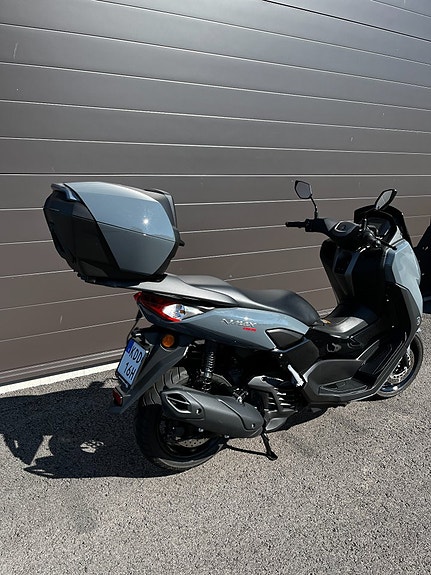 Yamaha N-Max 3 of 10