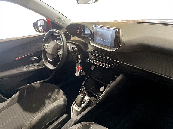 Peugeot 2008 11 of 15