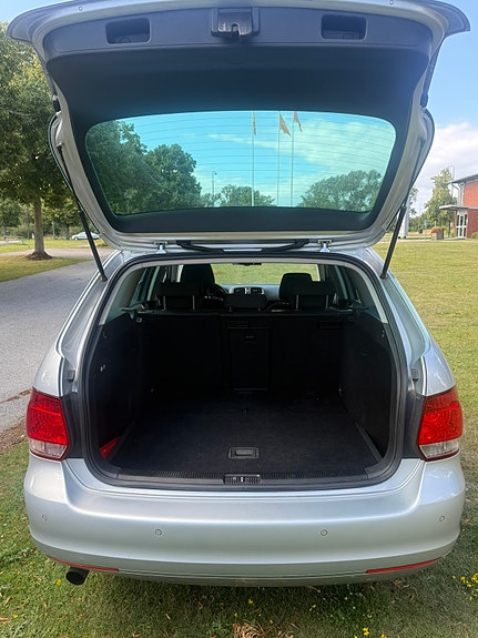 Volkswagen Golf VI 10 of 11