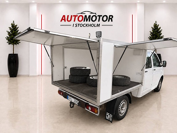 Volkswagen Transporter 15 of 15