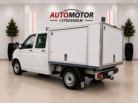 Volkswagen Transporter 6 of 15