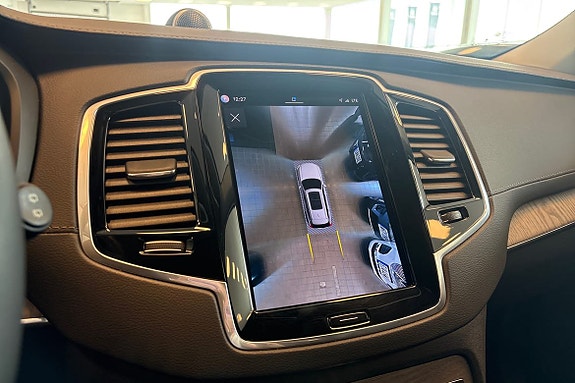 Volvo XC90 21 of 30