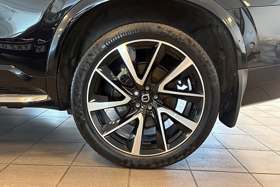 Volvo XC90 22 of 30