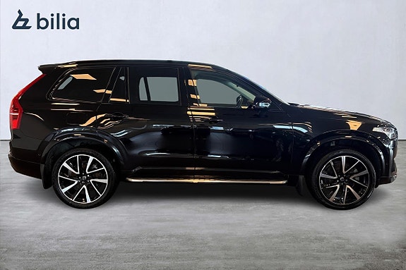 Volvo XC90 17 of 30