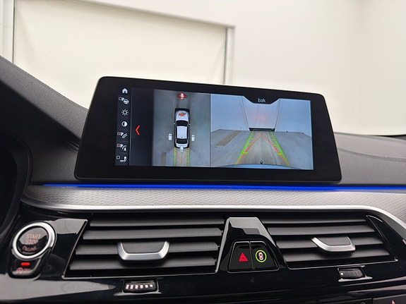 BMW M550i 24 of 30