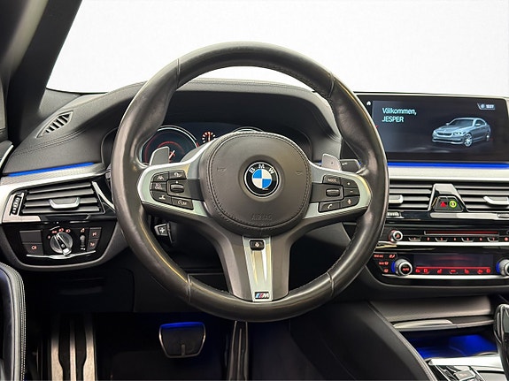 BMW M550i 16 of 30
