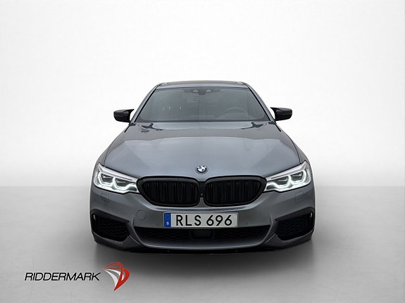 BMW M550i 2 of 30
